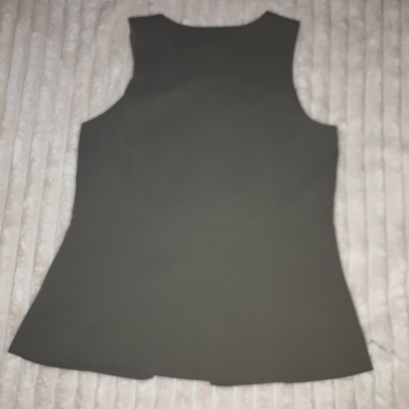 Button down Suit Vest - Picture 2 of 10